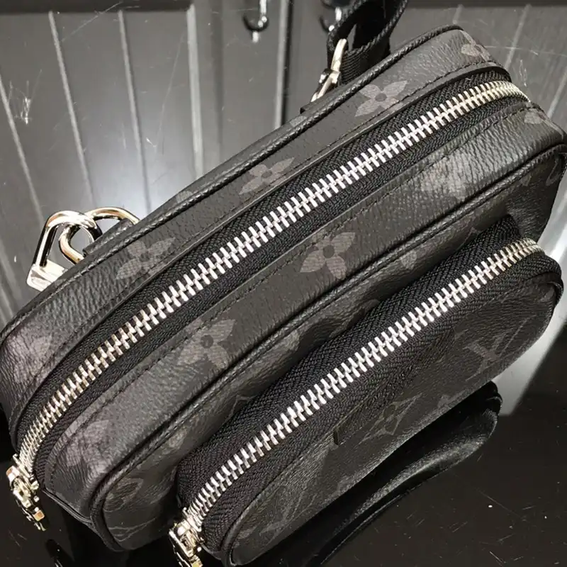 LV Bag 2204HT0002