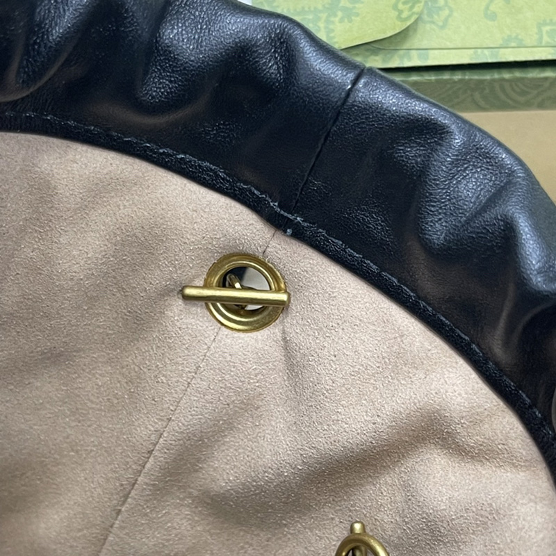 FASH Gucci Bag 2204HT0026