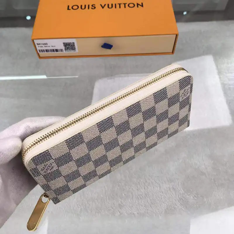 LV Bag 2204HT0031