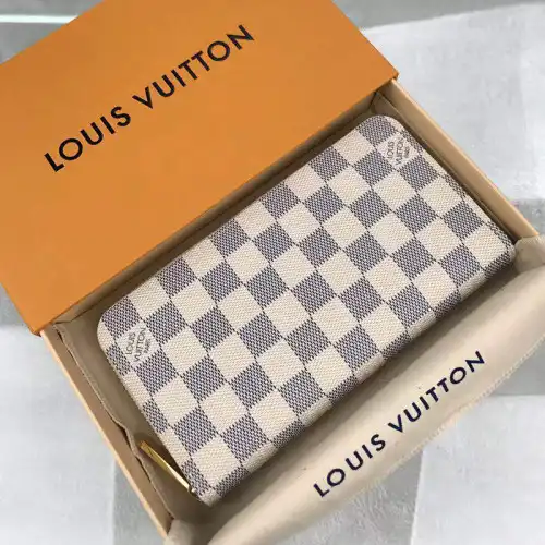 LV Bag 2204HT0031