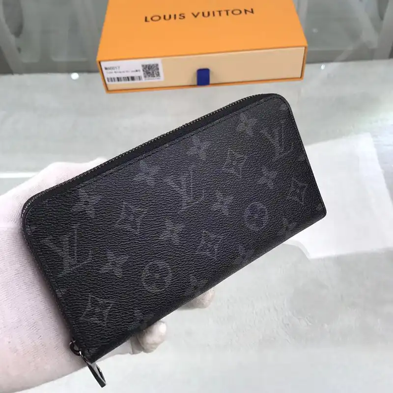 LV Bag 2204HT0033