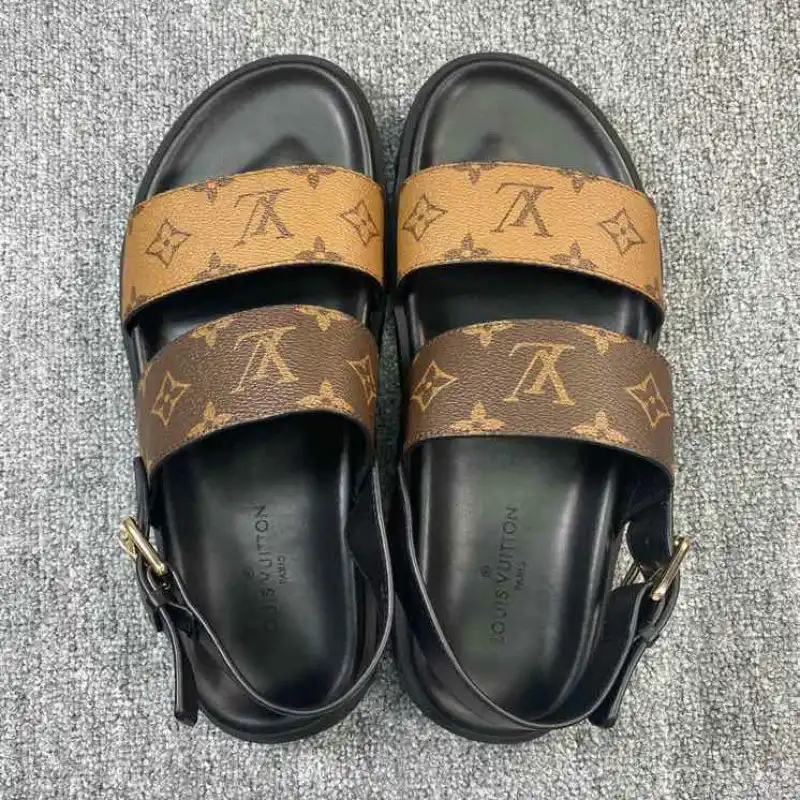 LV Shoes 2204PZ0002