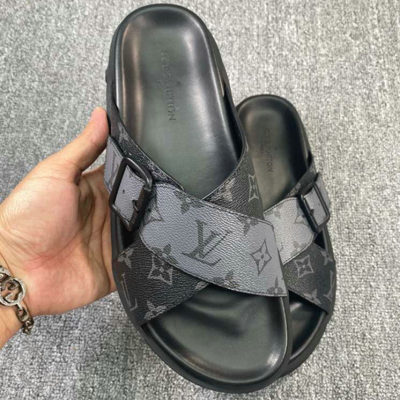 LV Shoes 2204PZ0011