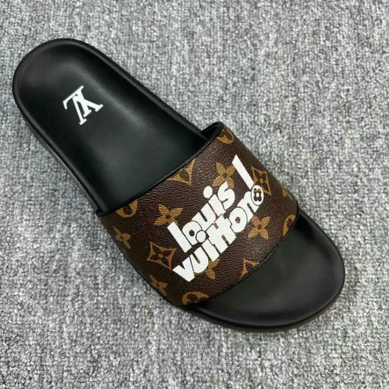 LV Shoes 2204PZ0020