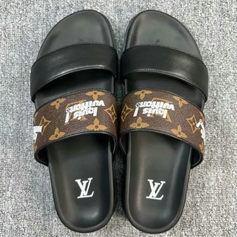 LV Shoes 2204PZ0021