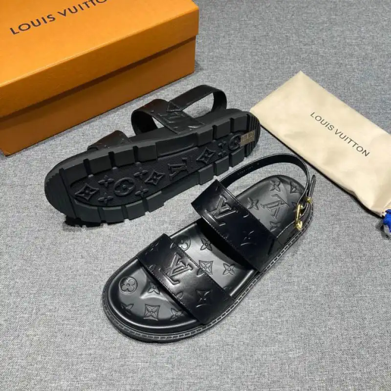 LV Shoes 2204PZ0035