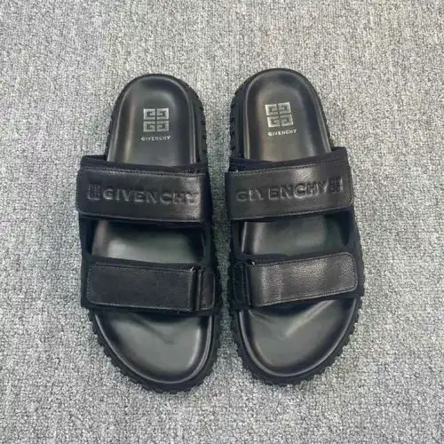 Gucci Shoes 2204PZ0068