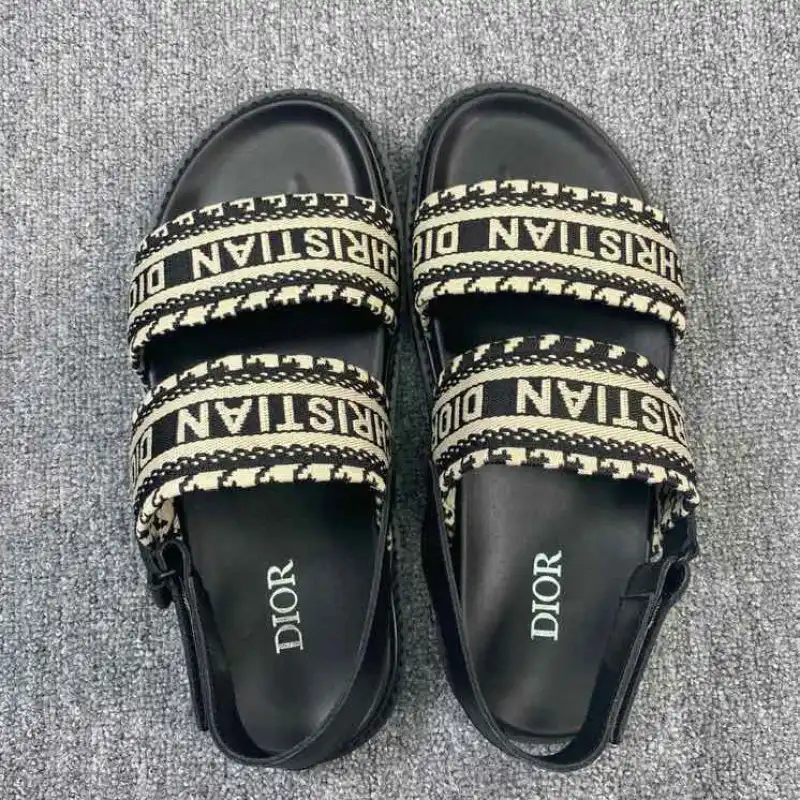 Gucci Shoes 2204PZ0072