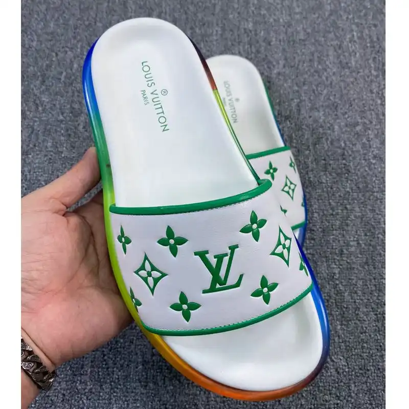 LV Shoes 2204PZ0161