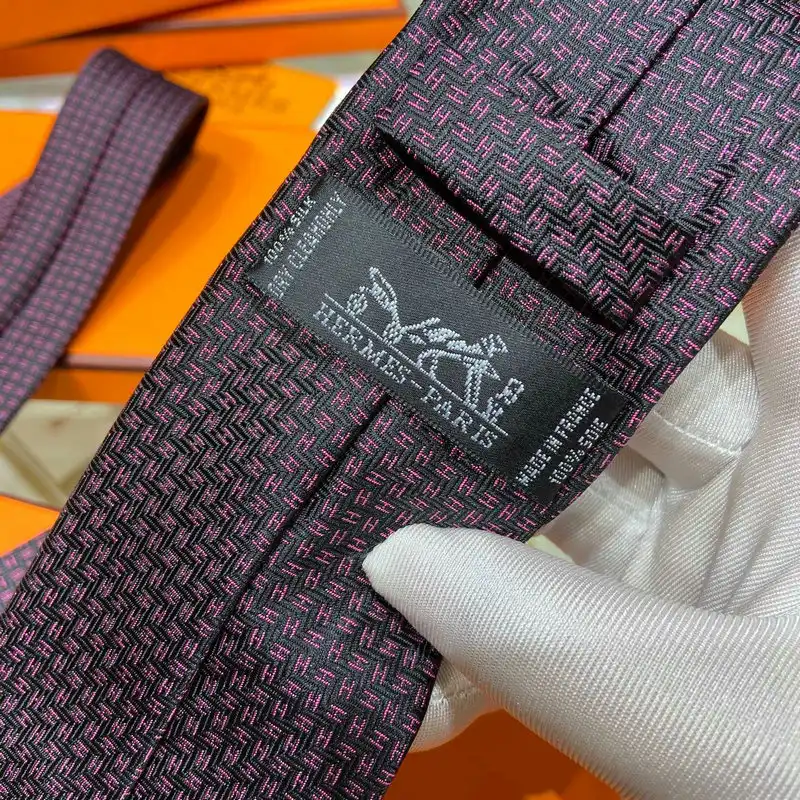 TIES Accessories 2204WH0004