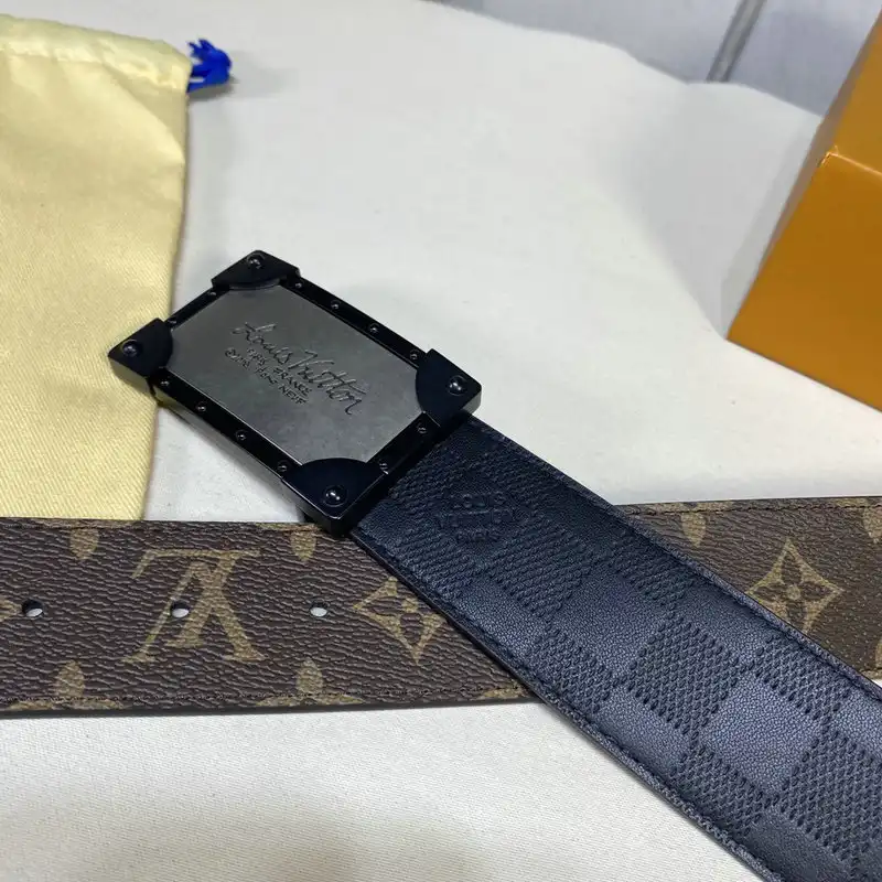 LV Belts 2204XA0003