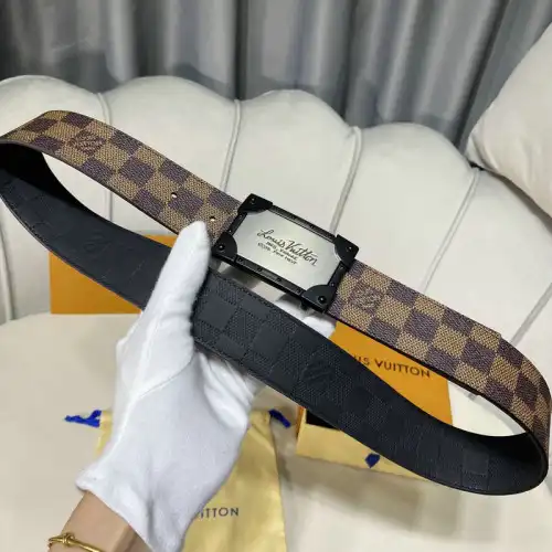 LV Belts 2204XA0006