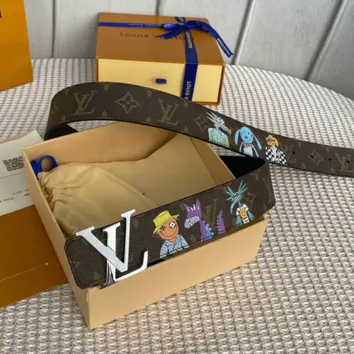 LV Belts 2204XA0025