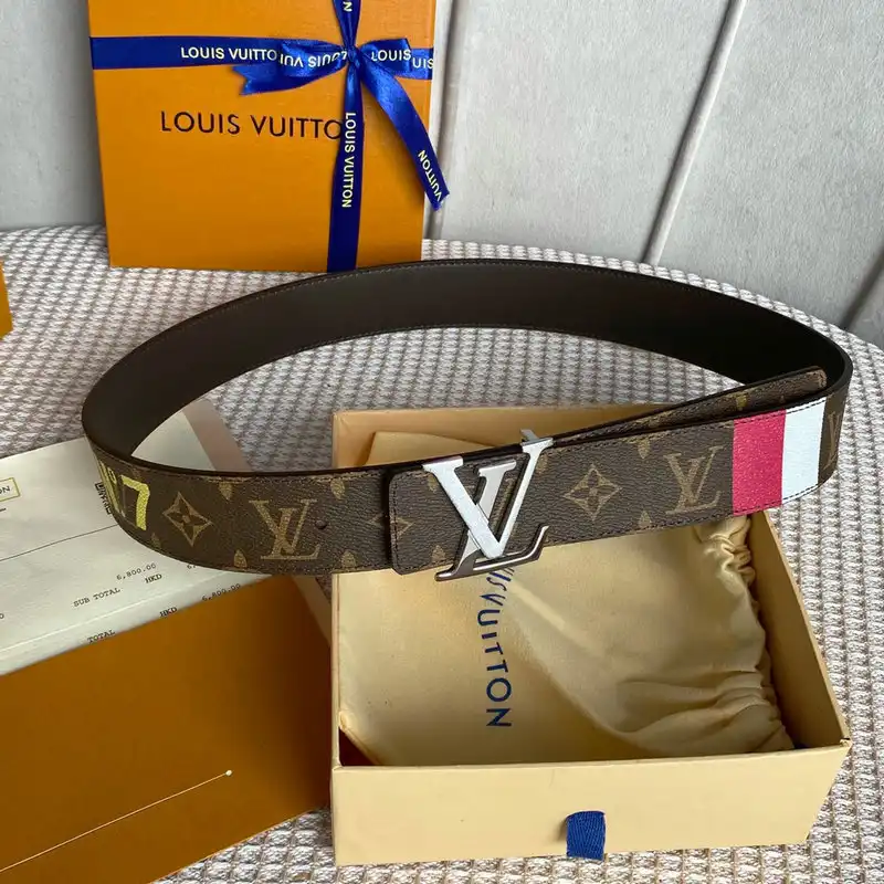 LV Belts 2204XA0027