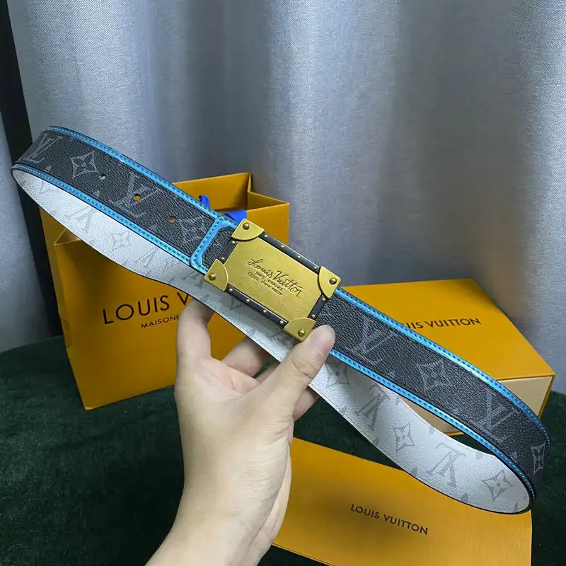 LV Belts 2204XA0034