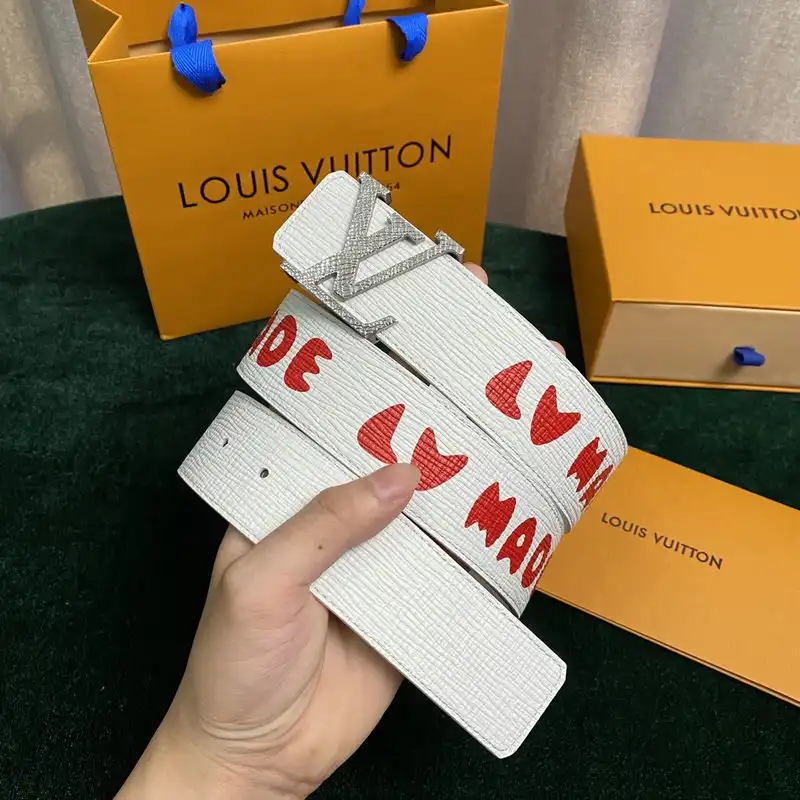 LV Belts 2204XA0048