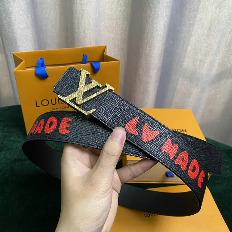 LV Belts 2204XA0050