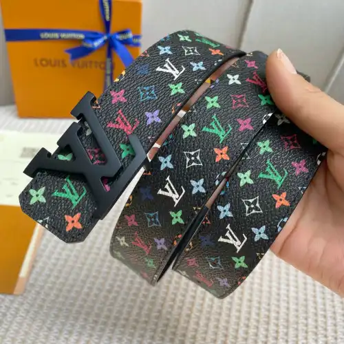 LV Belts 2204XA0077