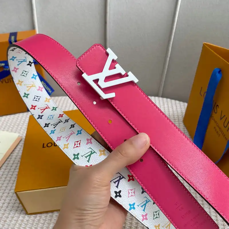 LV Belts 2204XA0079