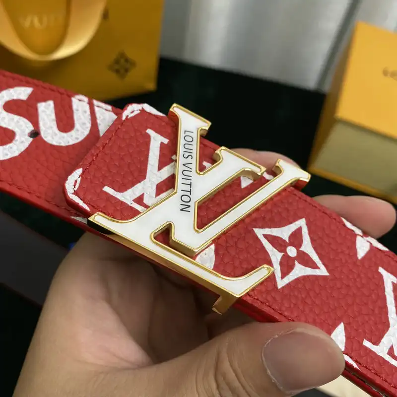 LV Belts 2204XA0100