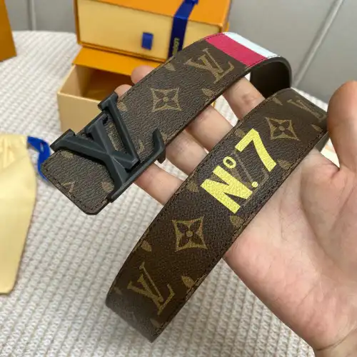 LV Belts 2204XA0128