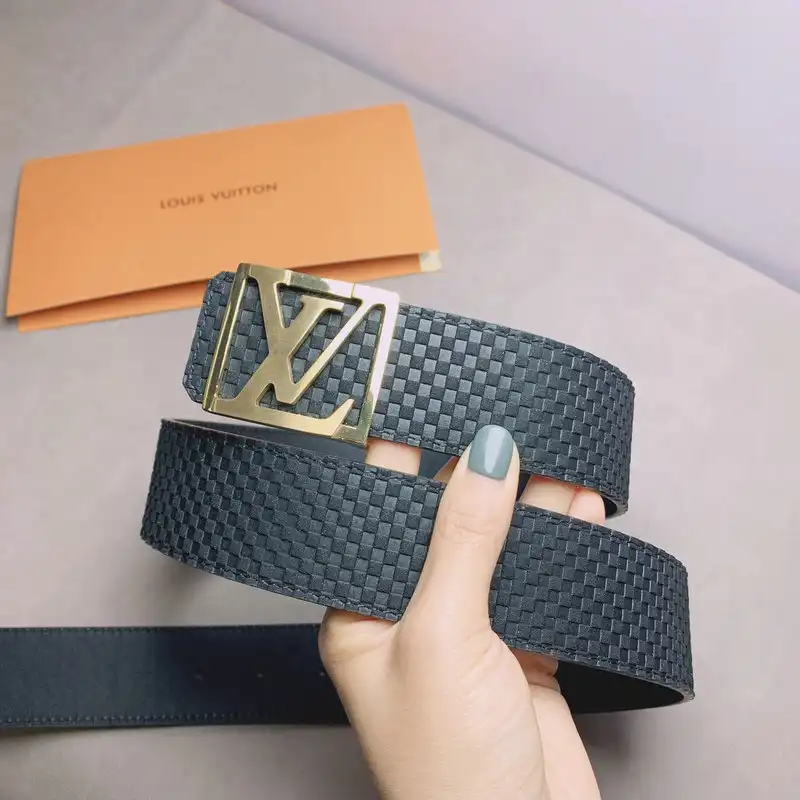 LV Belts 2204XA0152