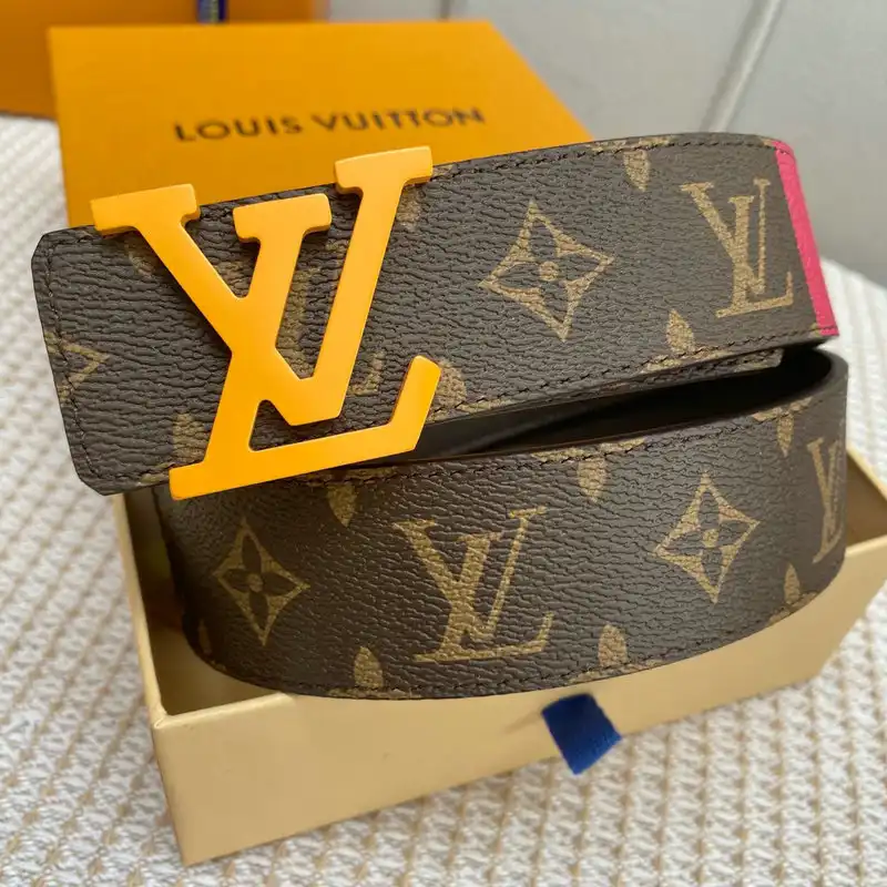 LV Belts 2204XA0162