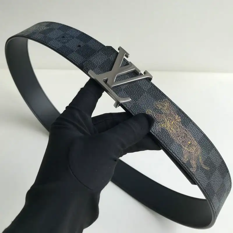 LV Belts 2204XA0170