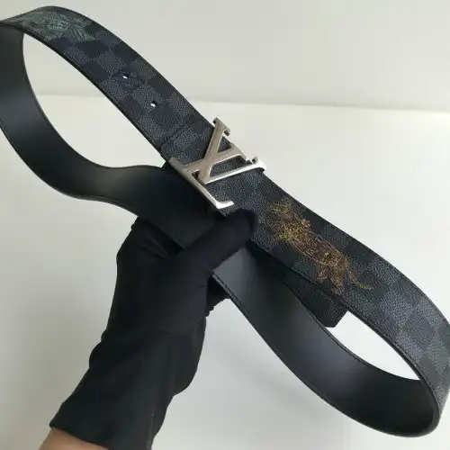 LV Belts 2204XA0170