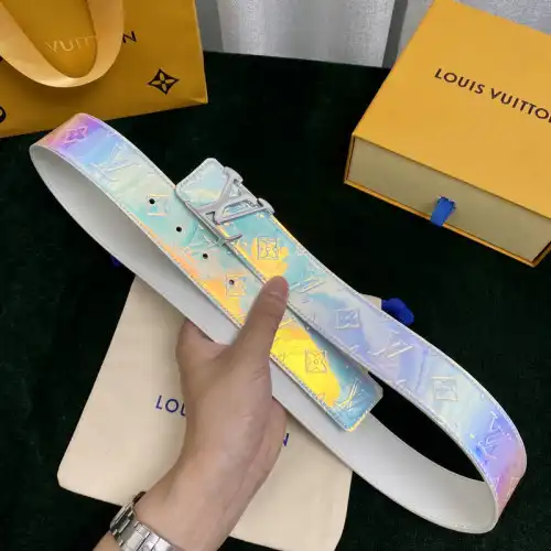 LV Belts 2204XA0190