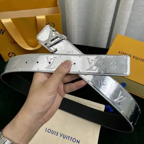 LV Belts 2204XA0191