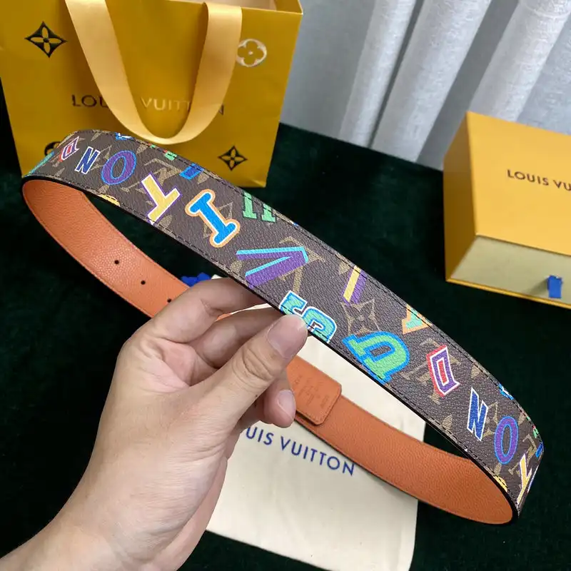 LV Belts 2204XA0194