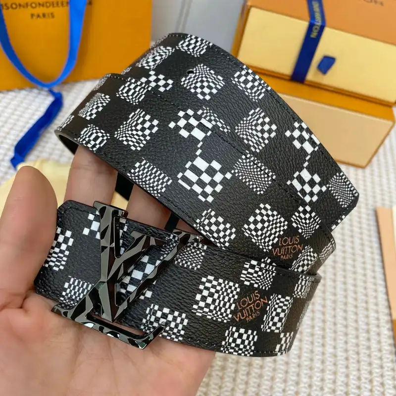 LV Belts 2204XA0212