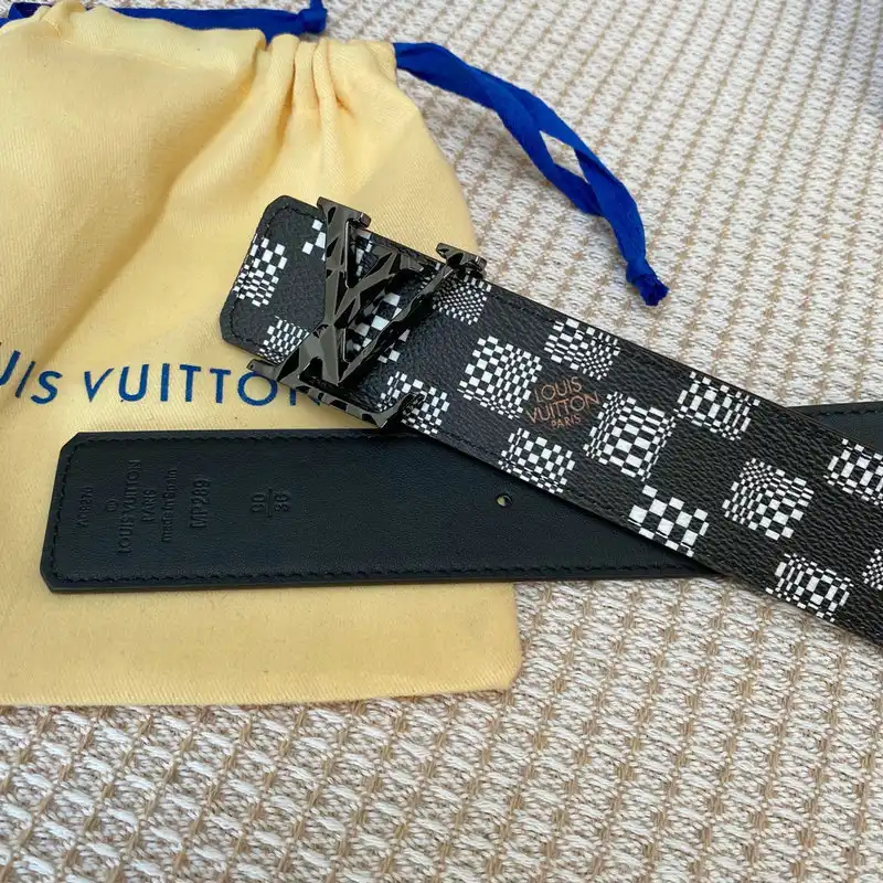 LV Belts 2204XA0212