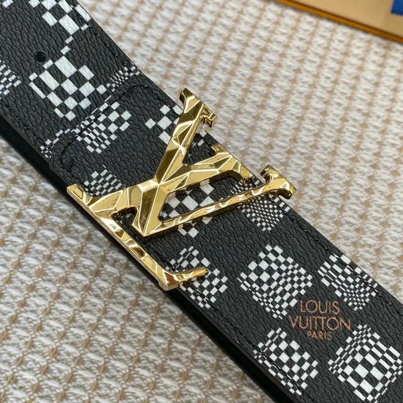 LV Belts 2204XA0213