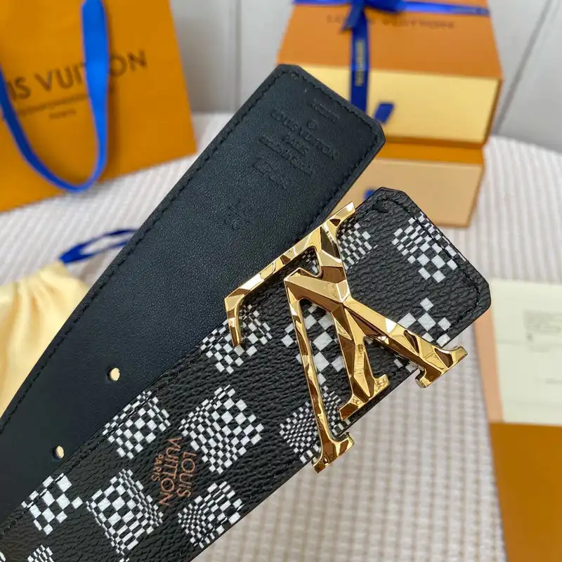 LV Belts 2204XA0213