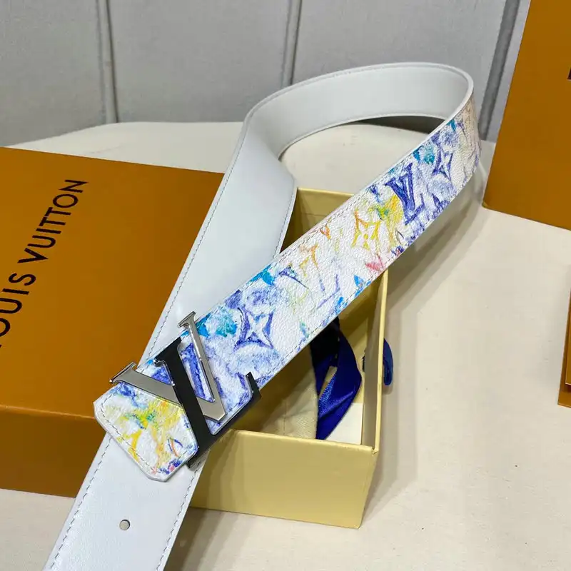 LV Belts 2204XA0232