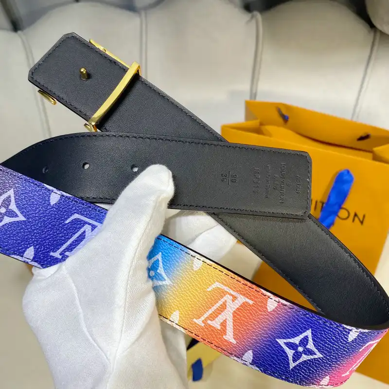 LV Belts 2204XA0235