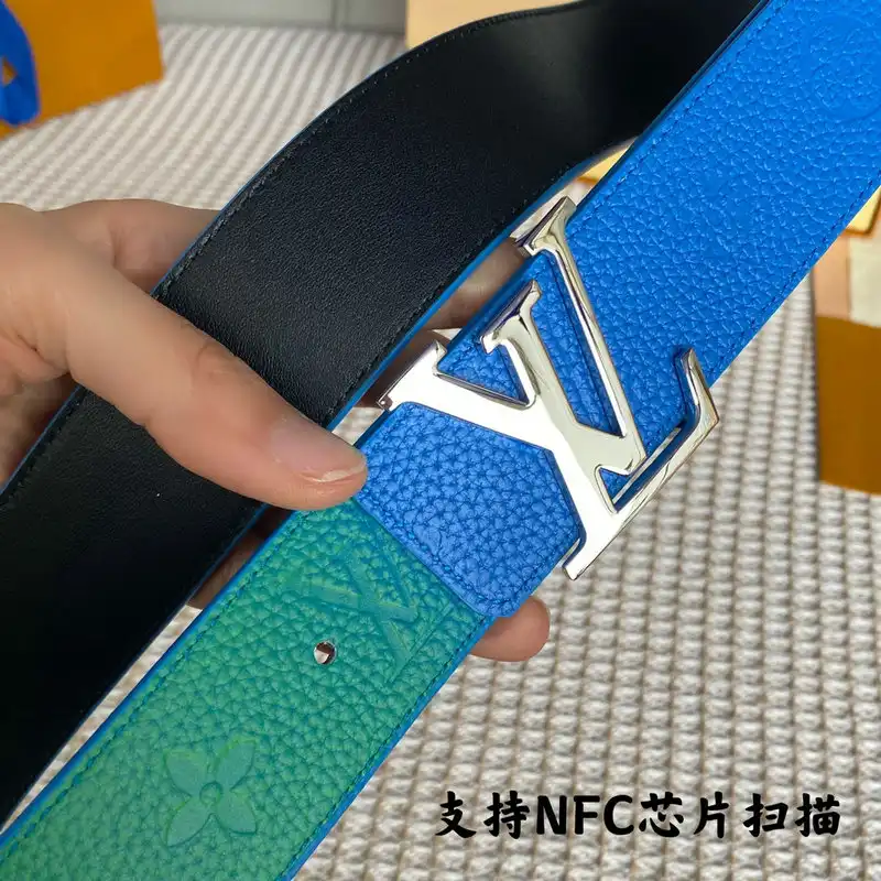 LV Belts 2204XF0005