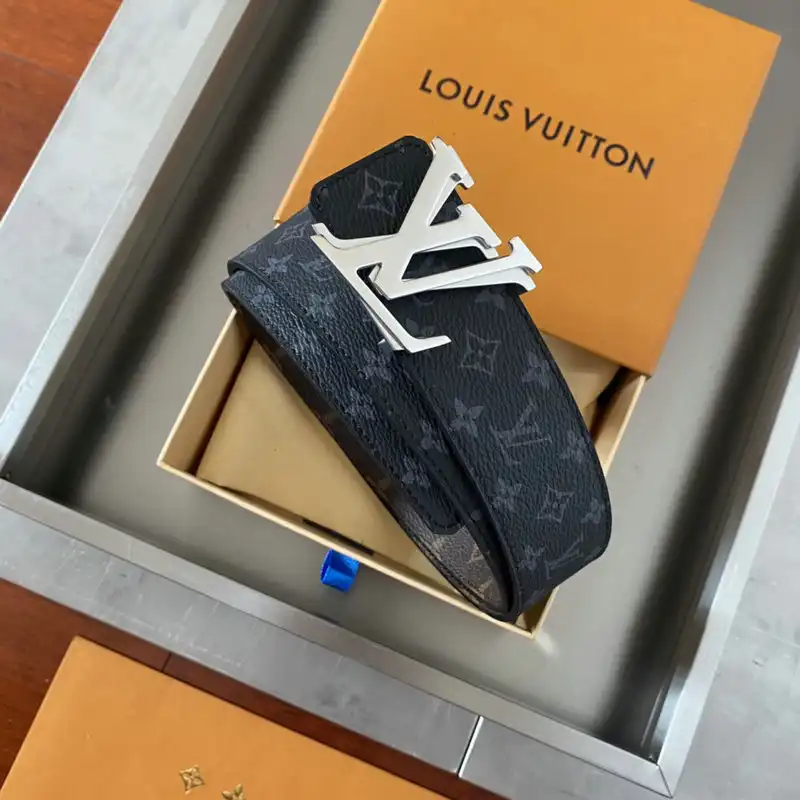 LV Belts 2204XF0020