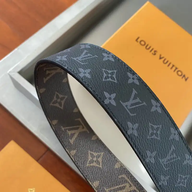 LV Belts 2204XF0021