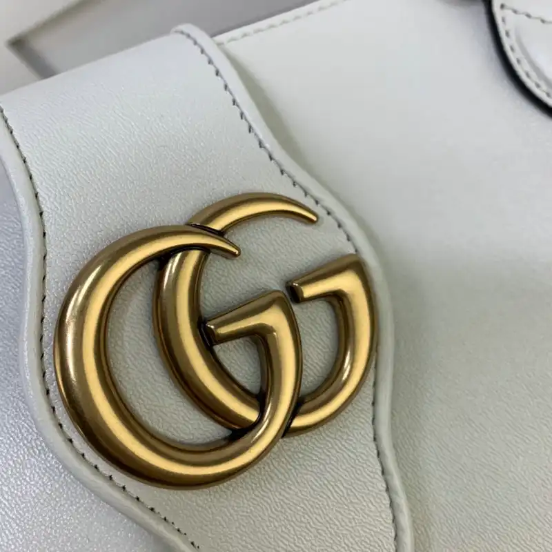 Cheap Gucci Bag 2204YA0013