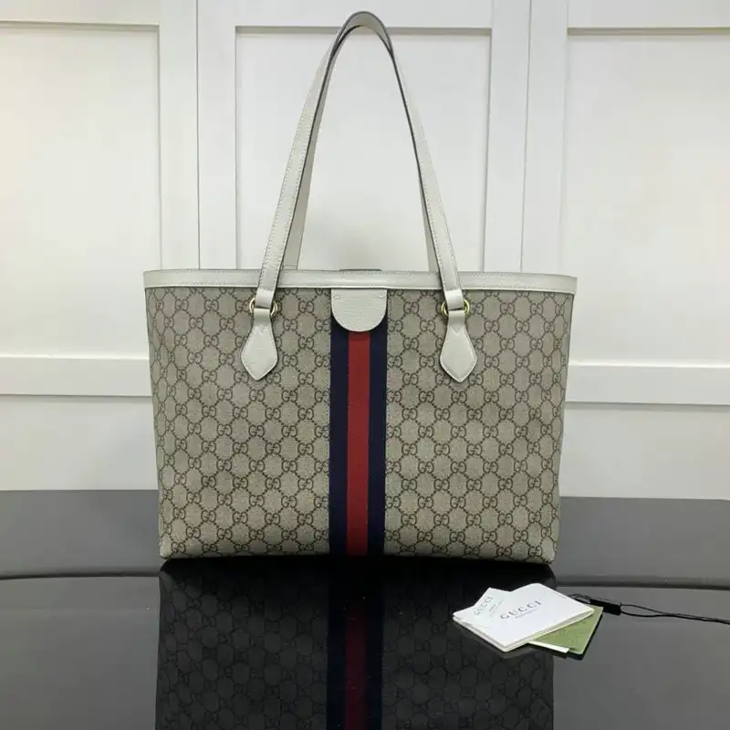 Gucci Bag 2204YA0017