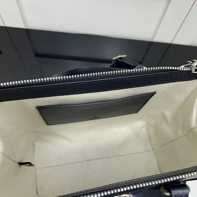 Cheap Gucci Bag 2204YA0019