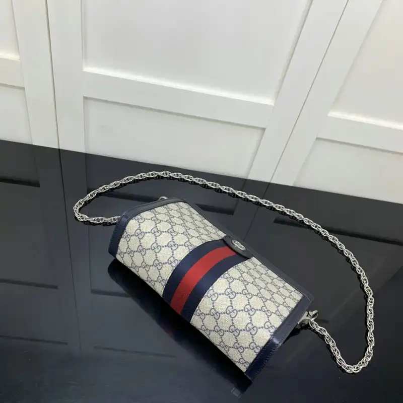 Cheap Gucci Bag 2204YA0020