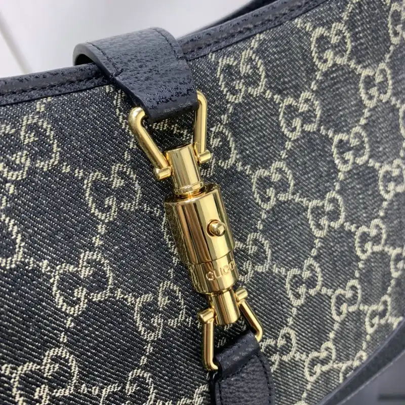 Gucci Bag 2204YA0021