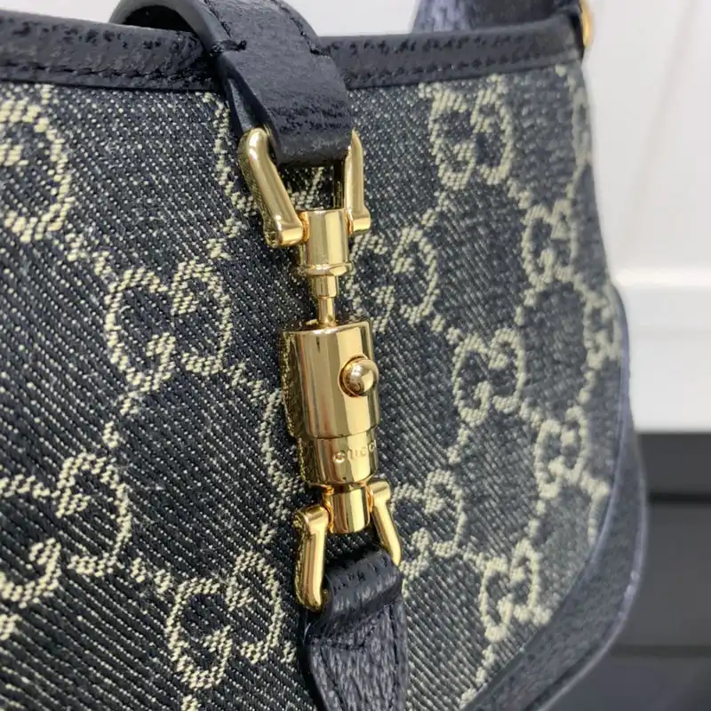 Gucci Bag 2204YA0022