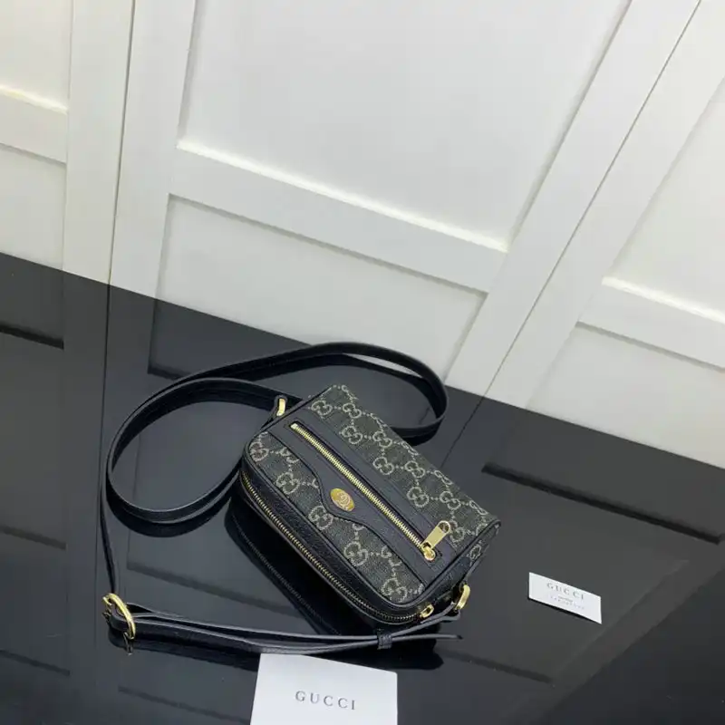 Gucci Bag 2204YA0027