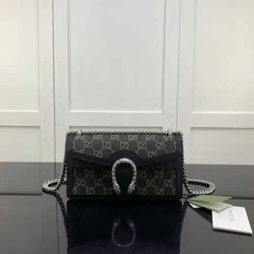 Gucci Bag 2204YA0028