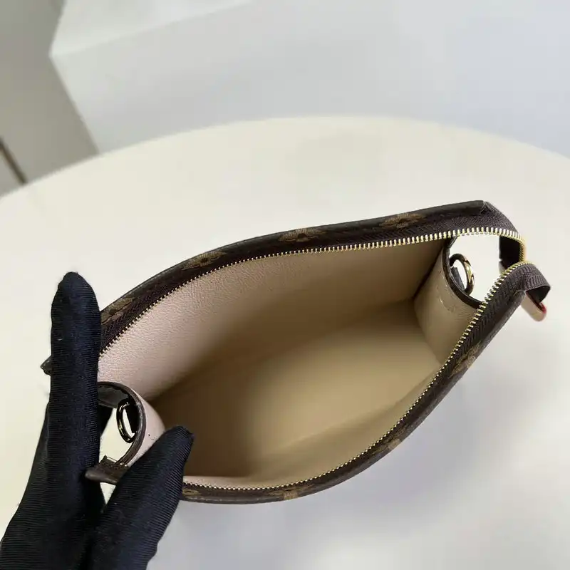 Fashionrep LV Bag 2204YA0041